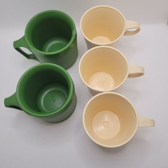 Camping Mugs Retro Melamine Plastic Travel Cup Set of 5 Vtg Alladin Deka Durable - Picture 2 of 12